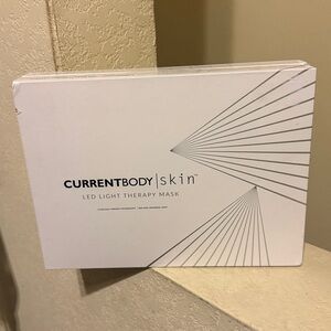 CurrentBody Skin LED Light Therapy Mask - White